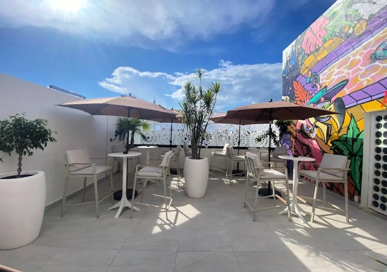 **** Hotel Autentico Vertical Playa Del Carmen Mexiko